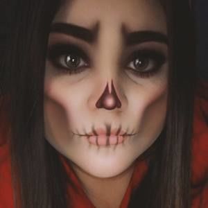 Meet your Posher, Ivette